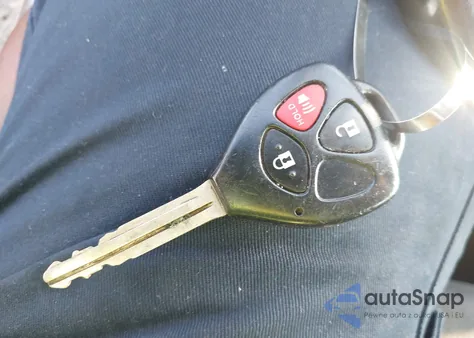 2010 Toyota Yaris from USA, damaged, VIN JTDBT4K33A1368411